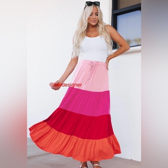 Beeson River Dresses & Skirts - Brand new without tags from the boutique. Color block skirt with elastic waist.